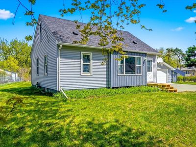 2 Park Dr W, Circle Pines, MN, 55014
