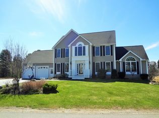 24 Victoria Dr, Somersworth, NH 03878