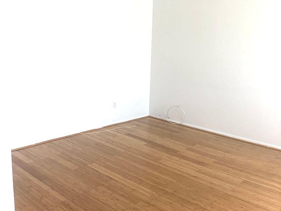 3rd image of 448 Clifton Ave #1