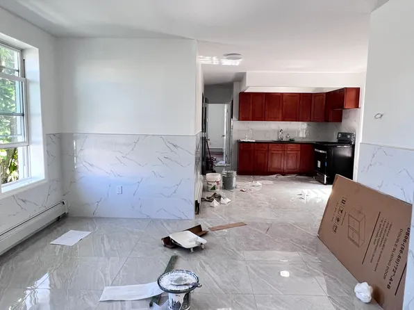 3422 Avenue J image 3 of 13