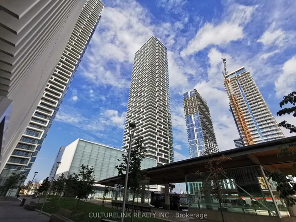 950 Portage Pkwy, Vaughan, ON
