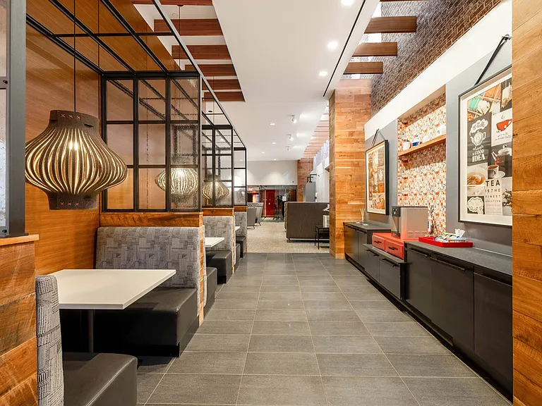 BizBar & Tea Station