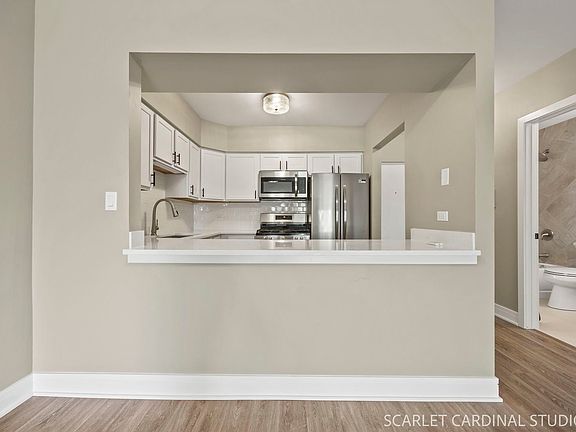4th image of 235 Mill Rd APT 204B