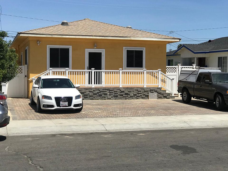 Front four car off steet parking