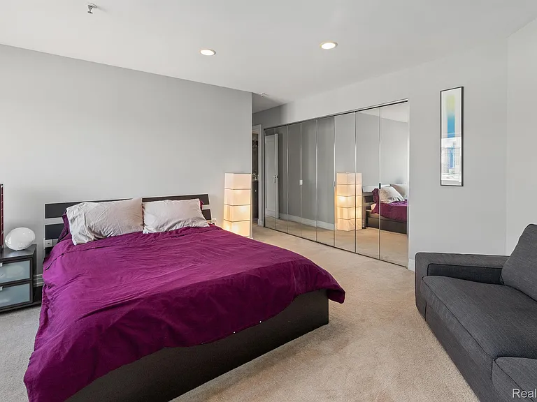 1001 W Jefferson Ave #15B — Photo 23