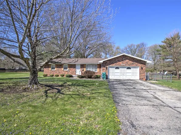 17 Montez Dr, Decatur, IL 62526