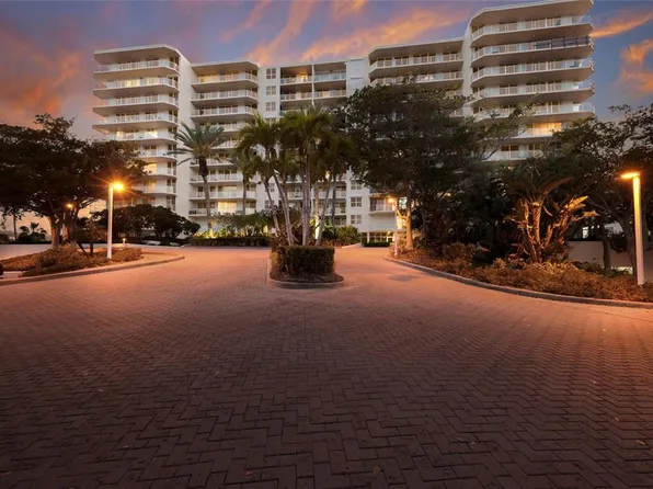 1800 Benjamin Franklin Dr APT B1006, Sarasota, FL 34236