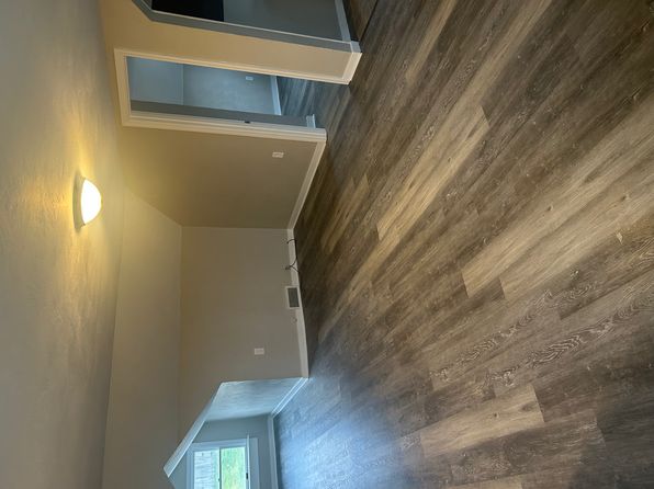 335 S Lincoln Ave FLOOR 2