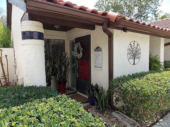 3rd image of 4652 Corrientes Cir N