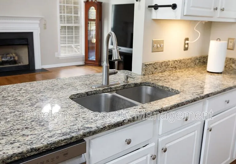 310 Timber Ridge Dr — Photo 13