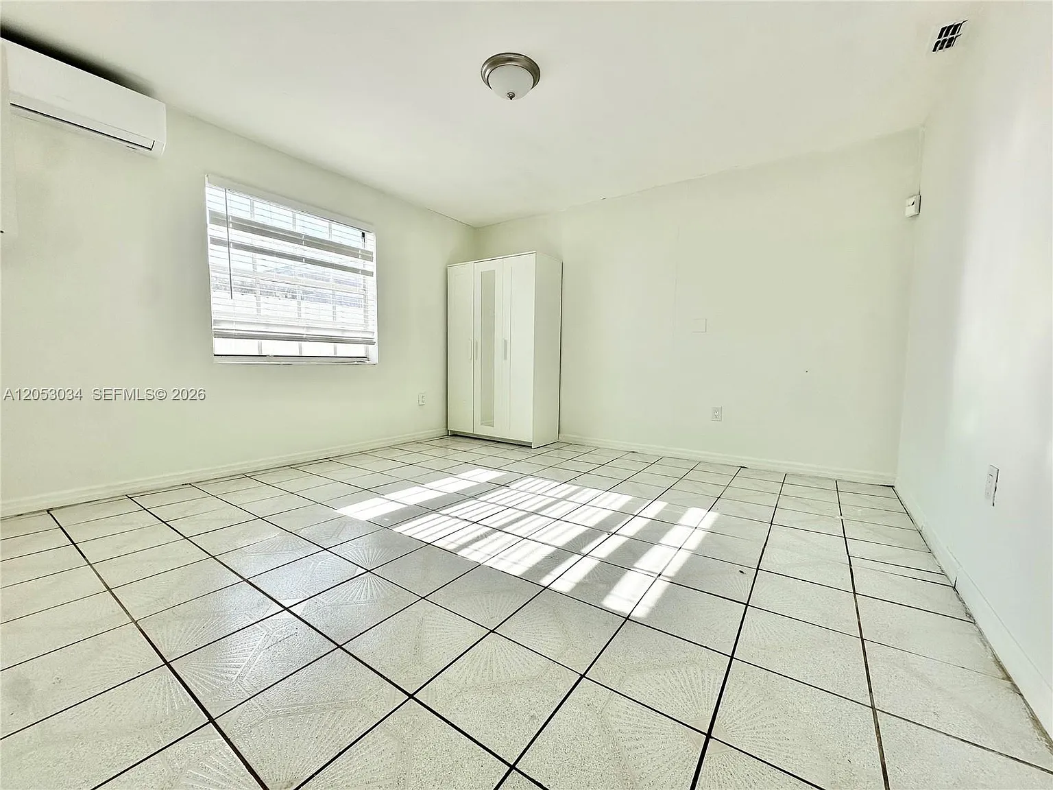 Los Angeles Estates Sec 3 — Photo 4
