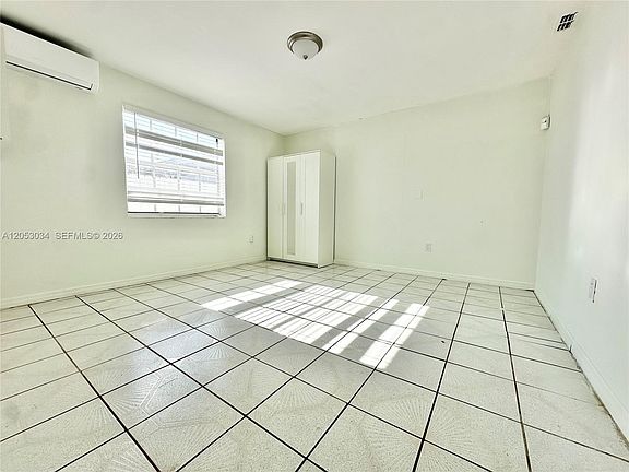 4th image of 12021 SW 191st St #2