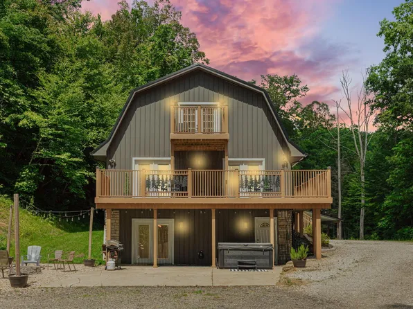 9099 Fairfield Rd, Sugar Grove, OH 43149