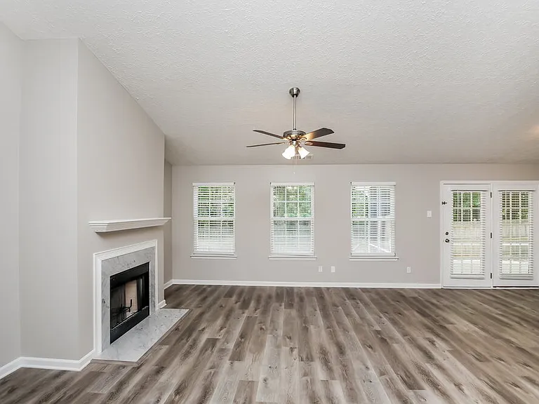 372 Red Maple Way — Photo 4
