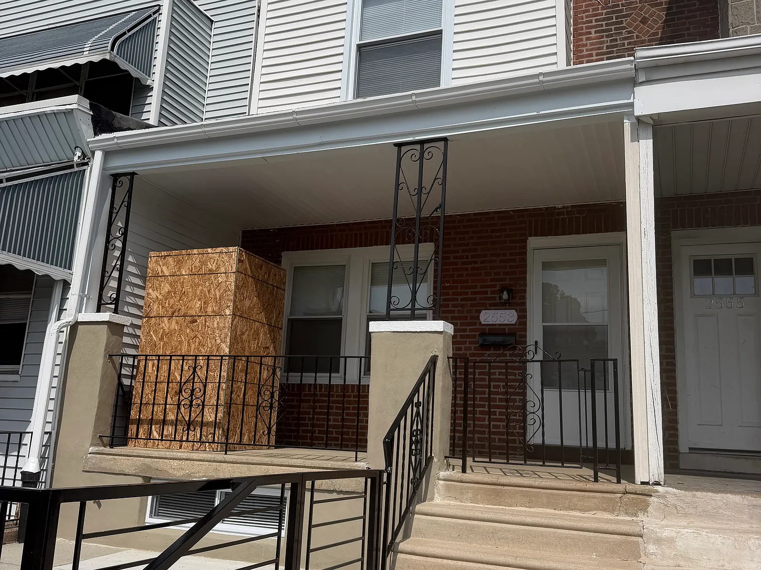 3 bed, 960 sqft, $1,459 — Photo 2
