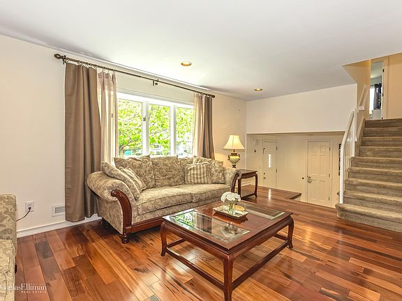 5th image of 17 Catherwood Cres
