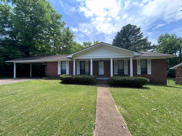 1007 Eisenhower Dr, Tupelo, MS 38801
