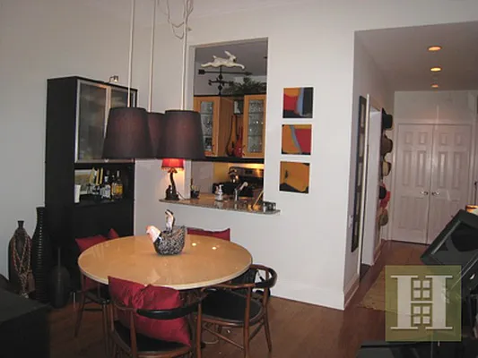 Rented by Halstead Real Estate | media 26