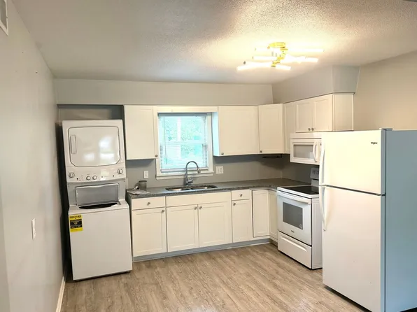 1827 Bashford Manor Ln APT 1, Louisville, KY 40218