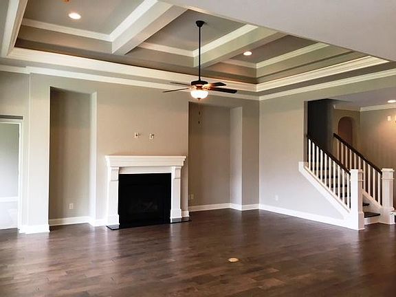 4th image of Eisenhower St Lot 20