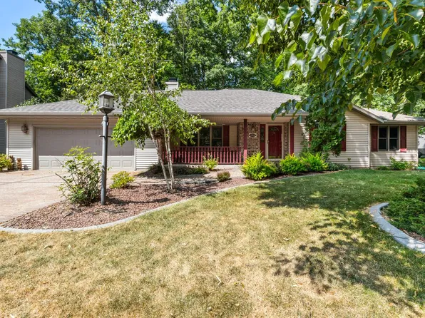 1912 Mapletree ROAD, Howards Grove, WI 53083