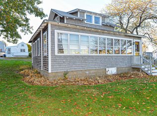 9 Sapphire Ave, Hampton, NH 03842