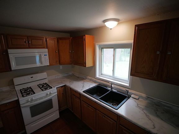 4th image of 2709 Midwood St #2709