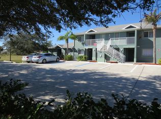 514 NE 24th Pl APT 3, Cape Coral, FL 33909
