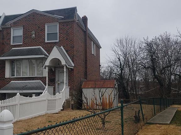 2nd image of 11872 Basile Rd