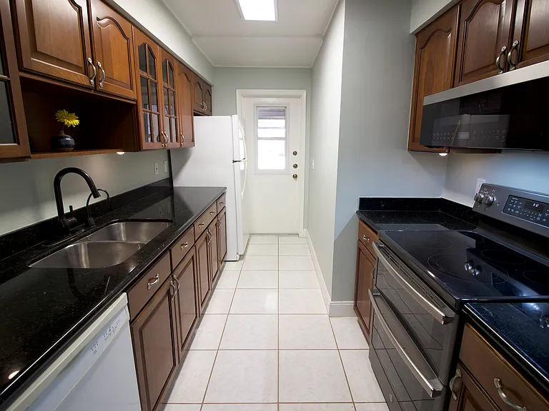 11873 Northtrail Ave — Photo 7