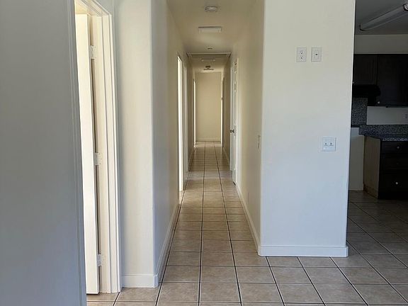 5th image of 1119 Punta Gorda St #B