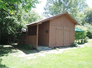 11695 Heath Rd, Chesterland, OH 44026