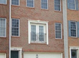 8732 Phipps Farm Way, Manassas, VA 20109