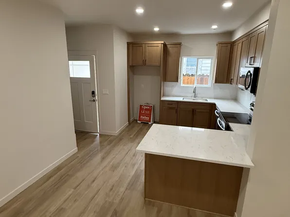 5862 N Missouri Ave, Portland, OR 97217