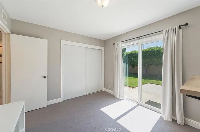 2436 E Tryon Ave — Photo 14