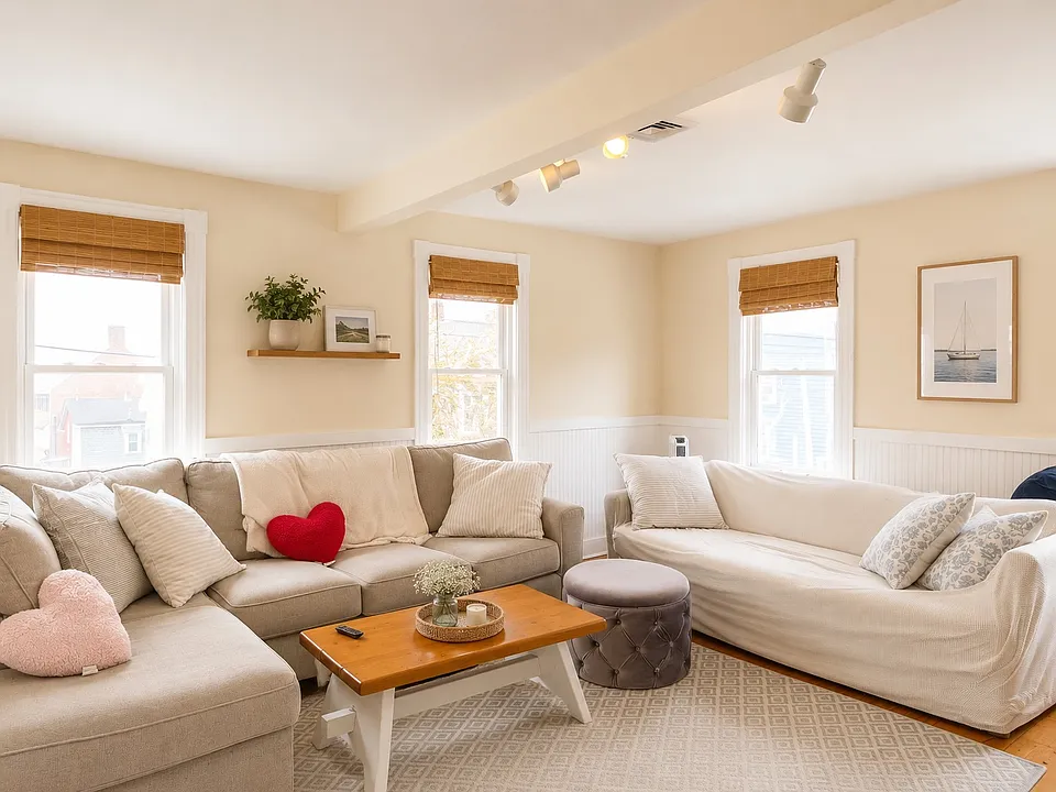 1 Dean Ave #3