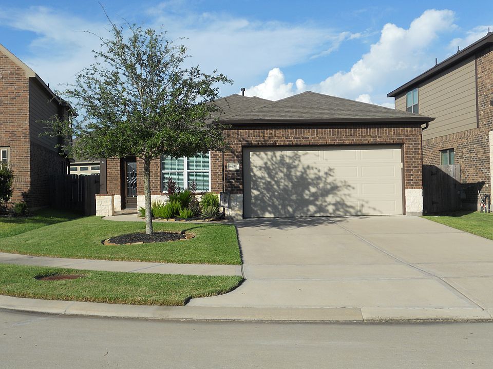1st image of 4218 Ponderosa Hills Ln