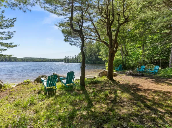 23 Old Road, Gray, ME 04039