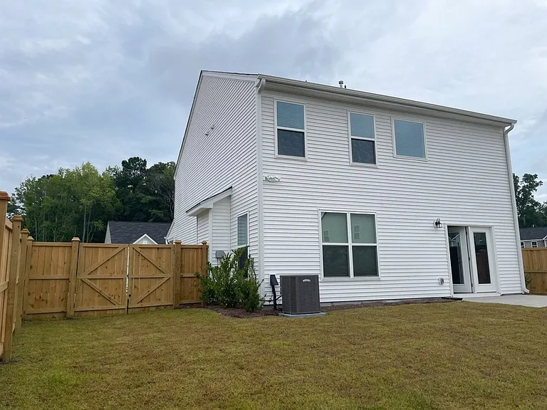 2903 Siebold Dr — Photo 33