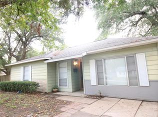 15722 Bow Ln, Houston, TX 77053