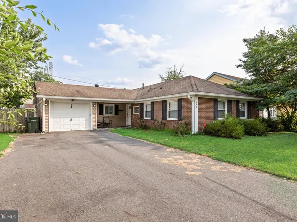 24 Mayapple Ln #24, Willingboro, NJ 08046