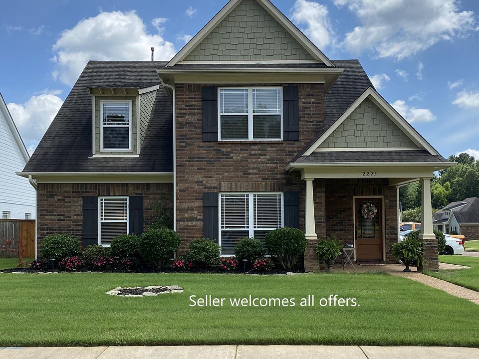 1st image of 2291 Saint Ives Ln