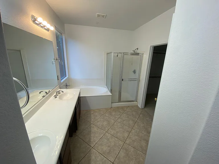 14574 W Mandalay Ln — Photo 8