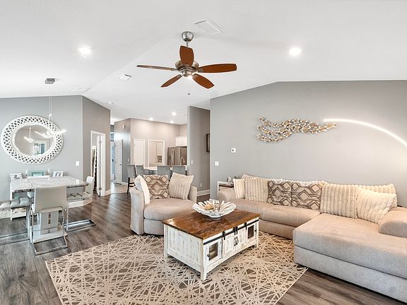 3rd image of 5455 Lugo Street
