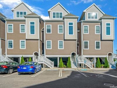 141 Marina Pointe Drive, East Rockaway, NY, 11518