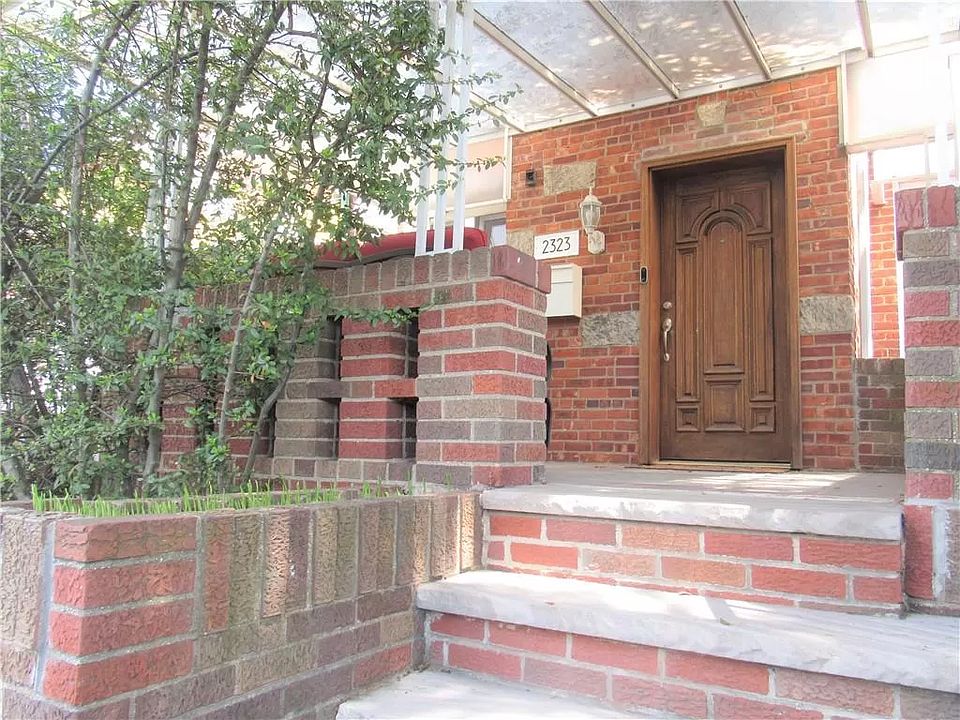 1st image of 2323 E 17th St