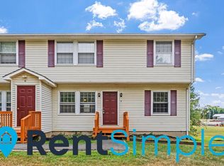 11 S Church St #2, Lovettsville, VA