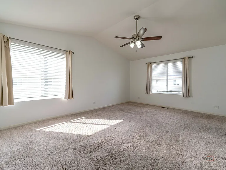 202 Minuet Cir — Photo 23