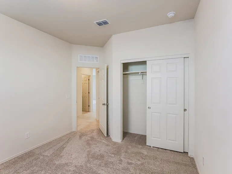 10804 W Bloch Rd — Photo 11