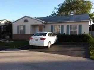 830 Cumberland Ter, Davie, FL 33325